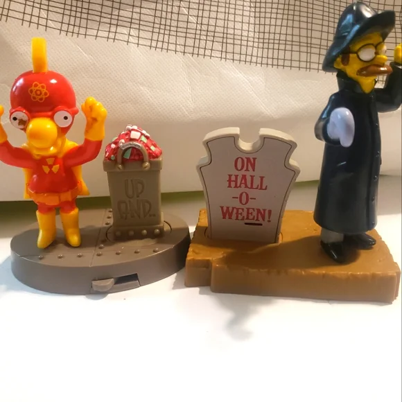 burger king Toys 20 Burger King The Simpsons Spooky Lightups